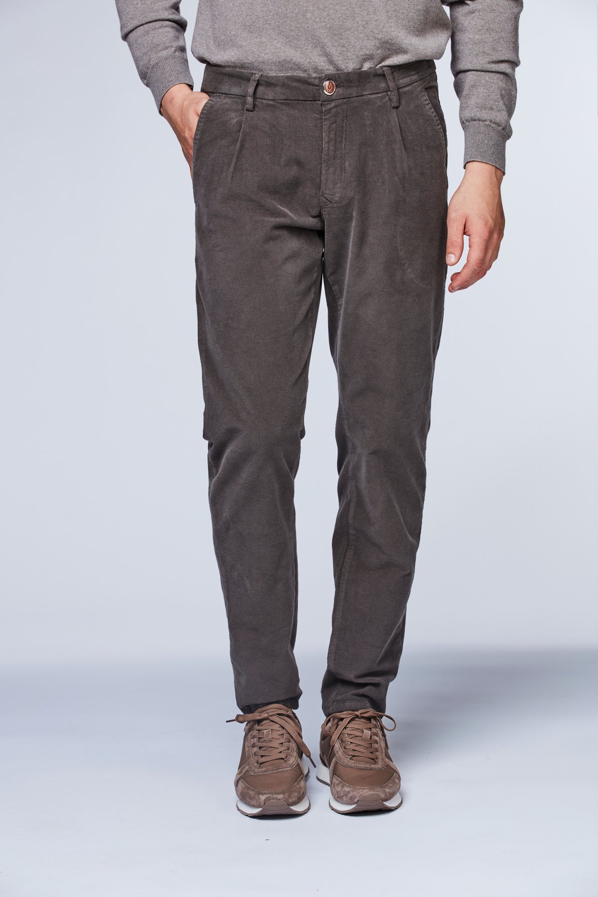Micro Cord Chino Dk Grey