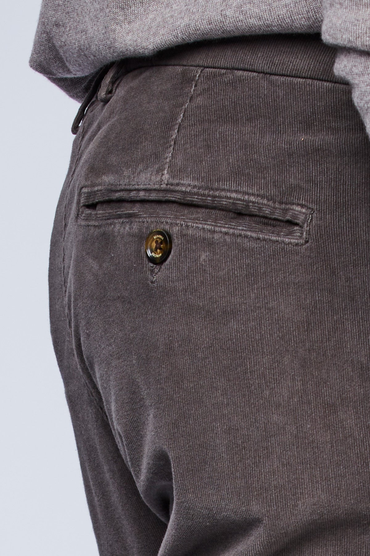 Micro Cord Chino Dk Grey
